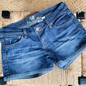 Jean Shorts with Cuff | 2.5 inseam | Midrise